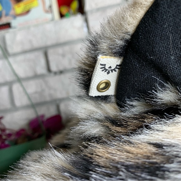 SPIRITHOODS LEOPARD FAUX FUR HOOD - Picture 9 of 13